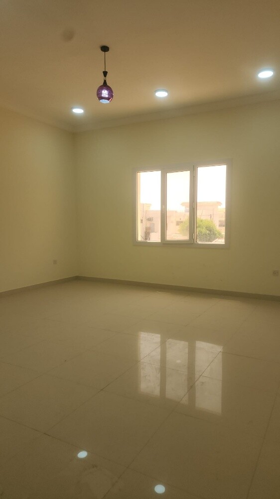 For rent new villa in Al Hilal - 4