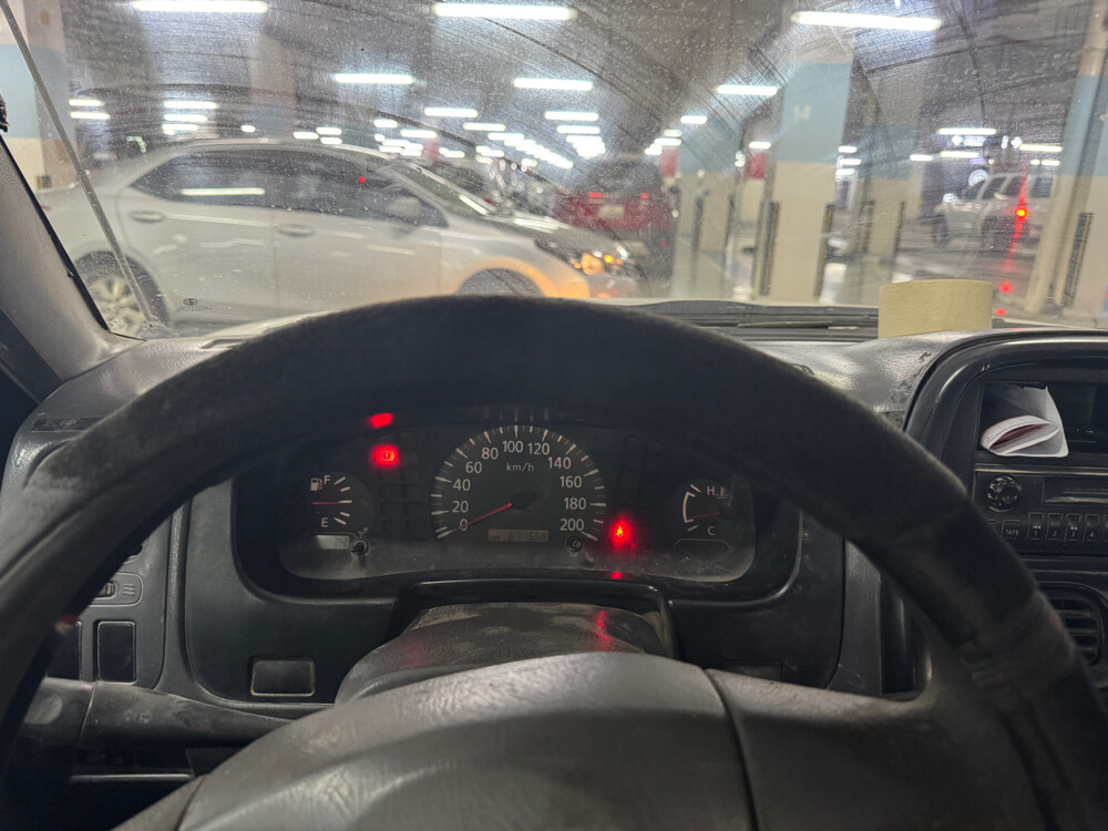 Nissan Pick Up - 8