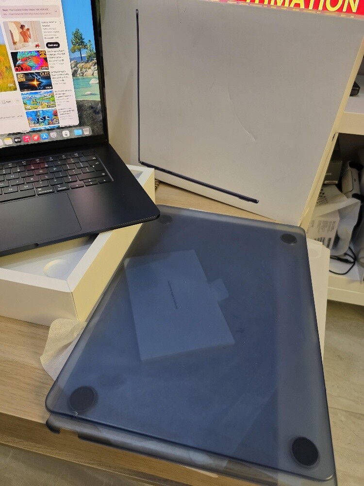 15" Macbook Air M2 8/256Gb Midnight - 6