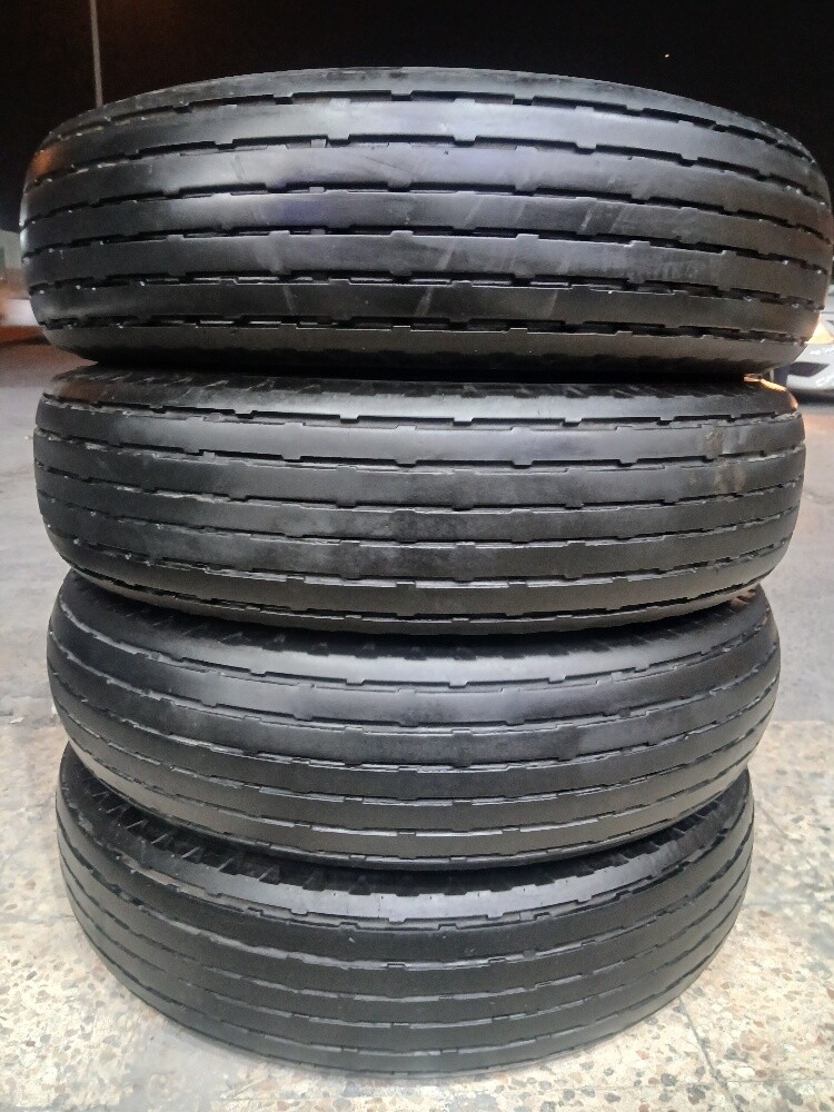 900/16.Maxxis baloon - 1