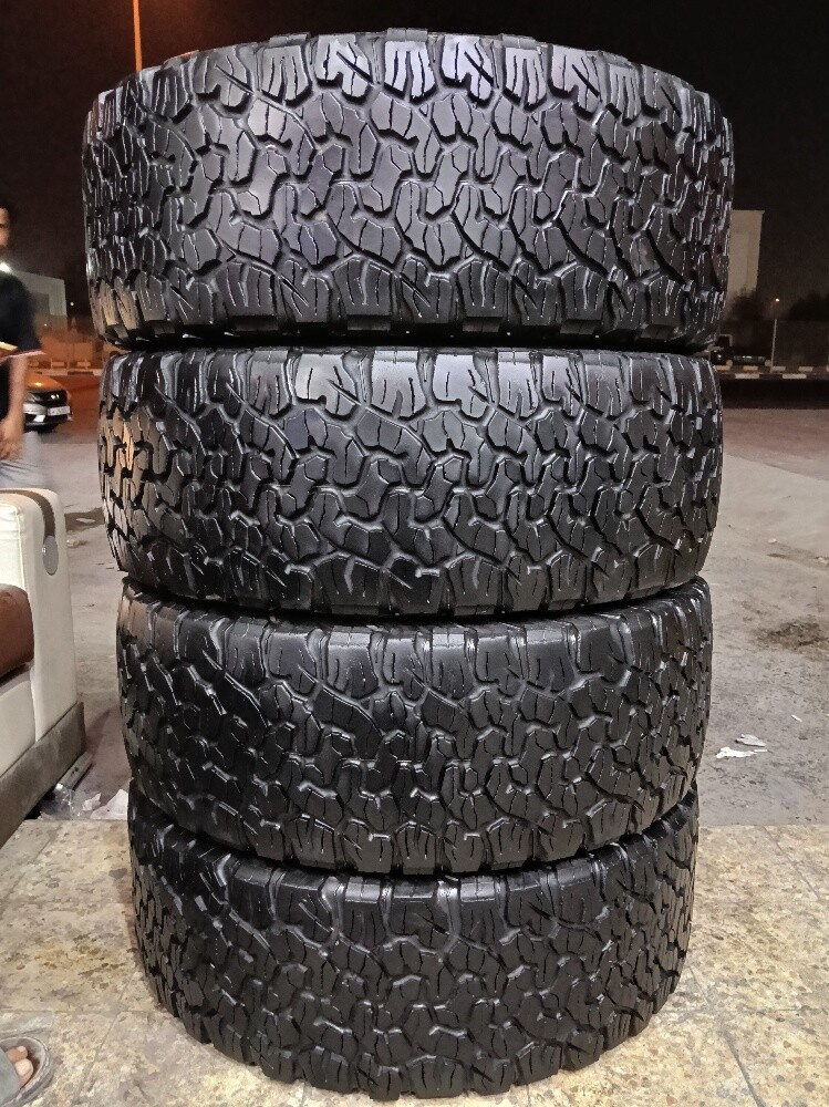 275/55/R20.Bfgoodrich brand - 1