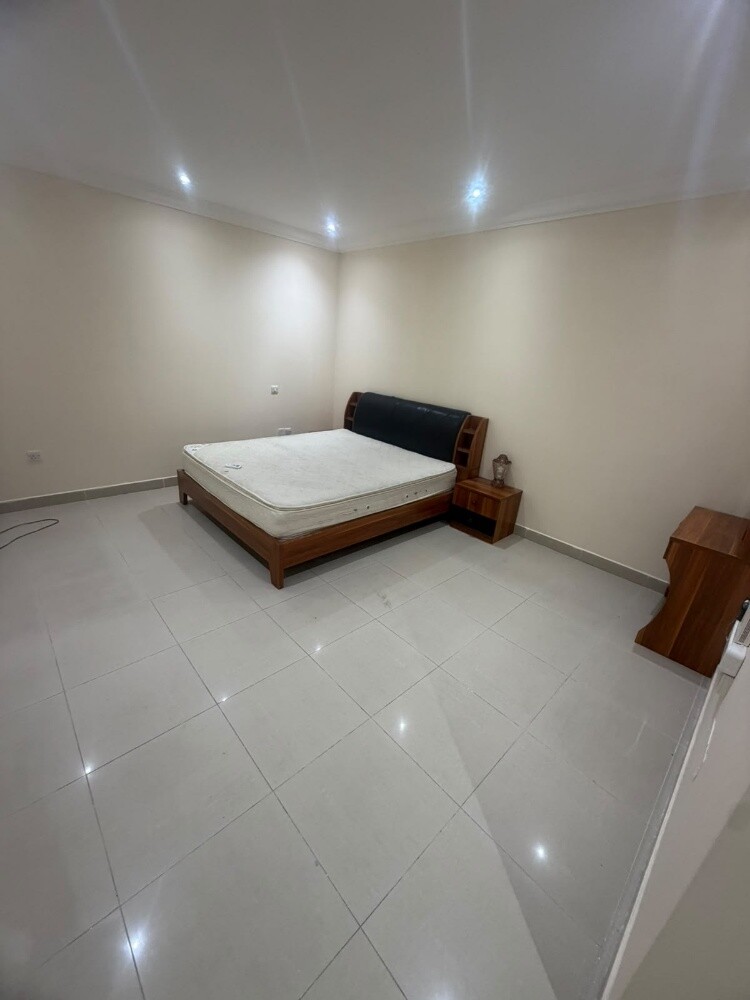 Furnished Studio for Rent in Thum - 5