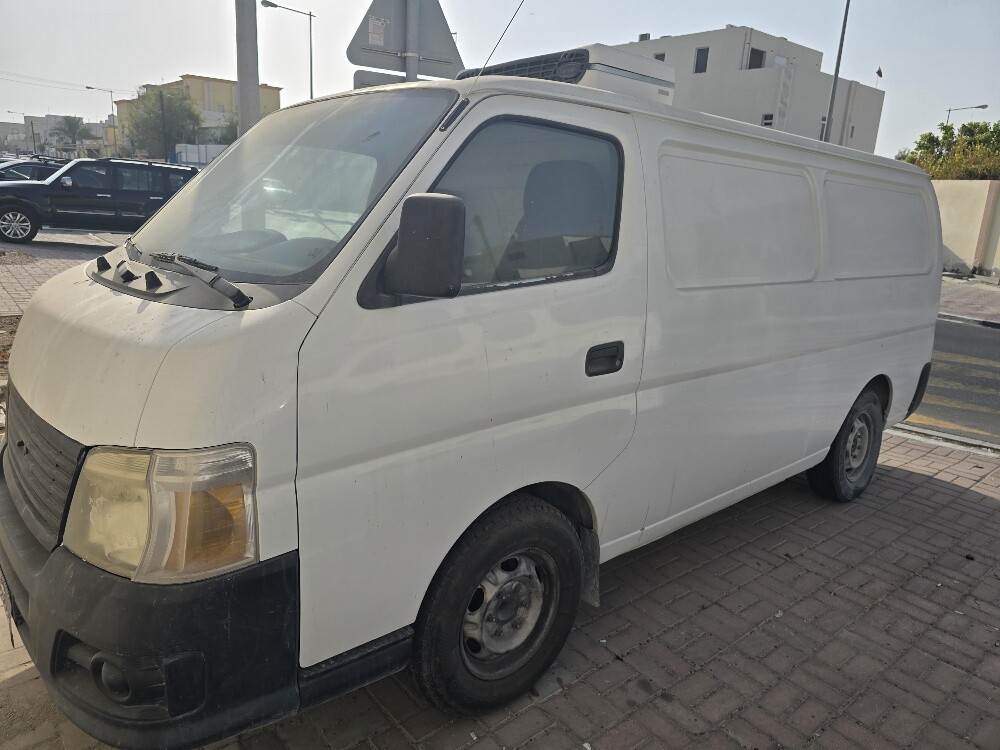 Nissan urvan refrigerator - 4