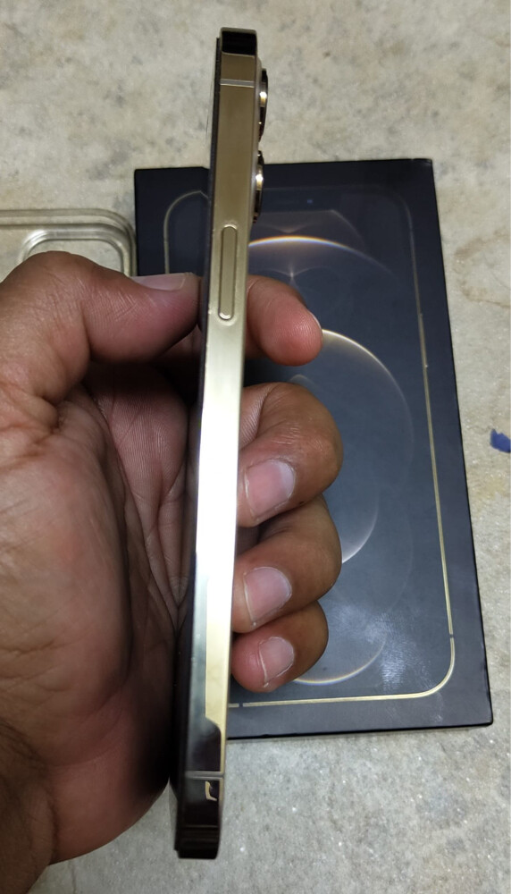 iPhone 12 Pro Max - 3