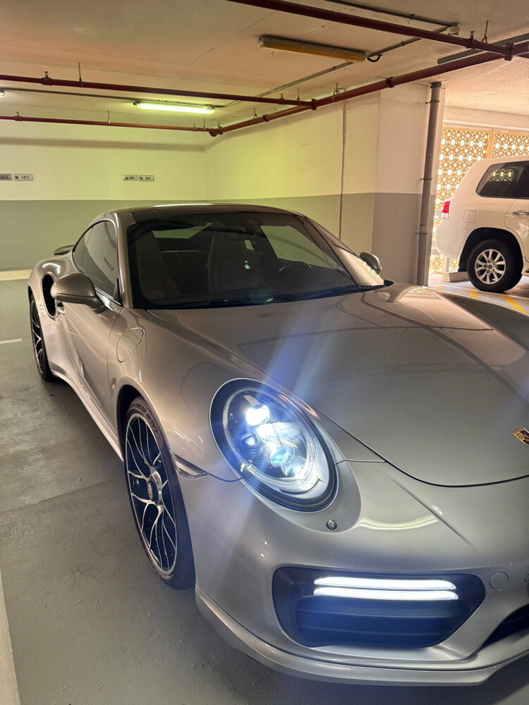 Porsche 911 Turbo S - 15