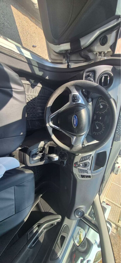 ford fiesta - 8
