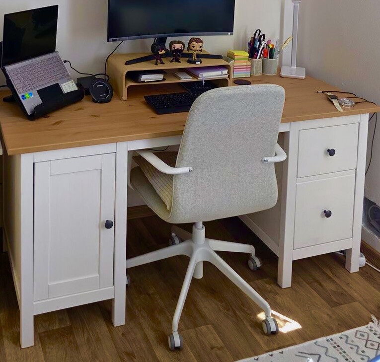 office table / computer table  - 1