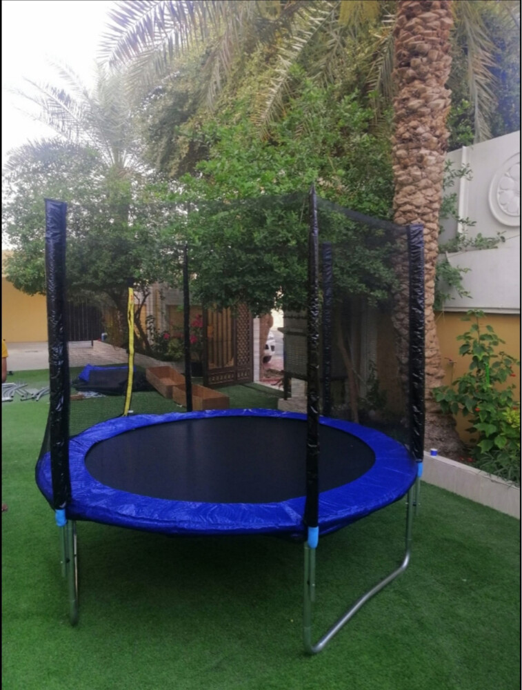 Trampoline 8 feet - 6