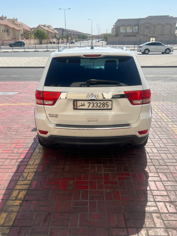 jeep grand Cherokee limited 2013 - 4