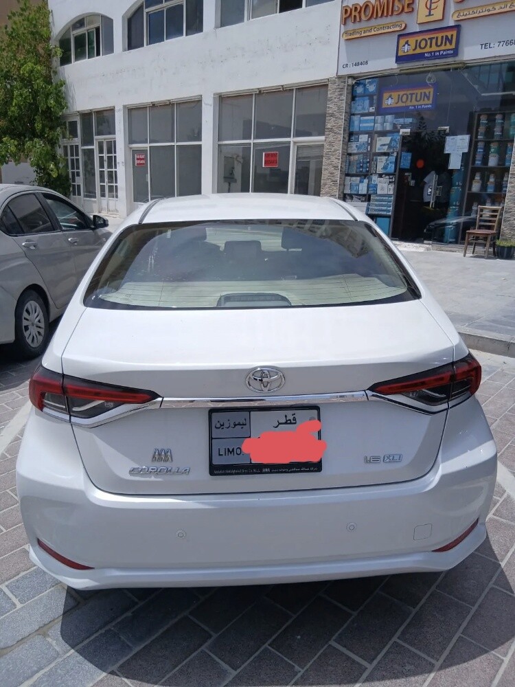 Toyota Corolla 1.6 L, petrol, sedan - 2