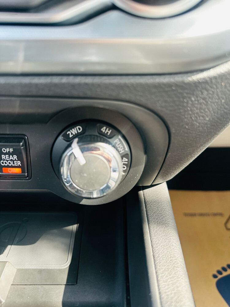 Nissan Xterra titanium 4WD 2025  - 9