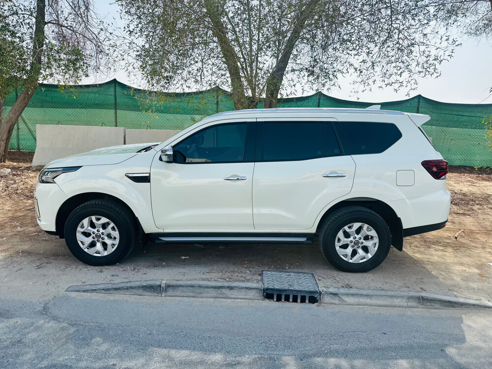 Nissan Xterra titanium 4WD 2025  - 3