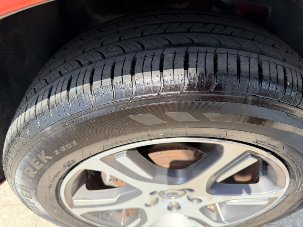 Volvo XC60 2014 T5 Low Km Lady usd - 2