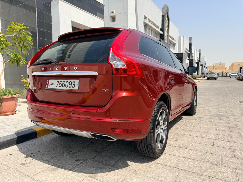 Volvo XC60 2014 T5 Low Km Lady usd - 6