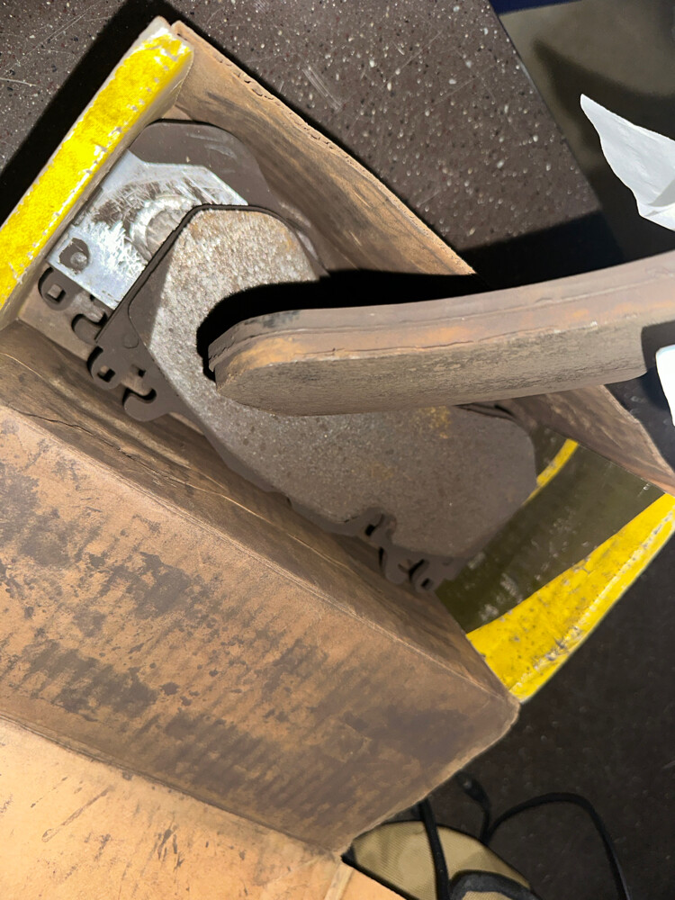 hawk mustang ceramic pads - 2