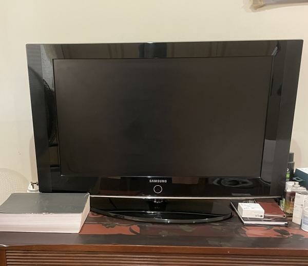 Samsung TV - 2