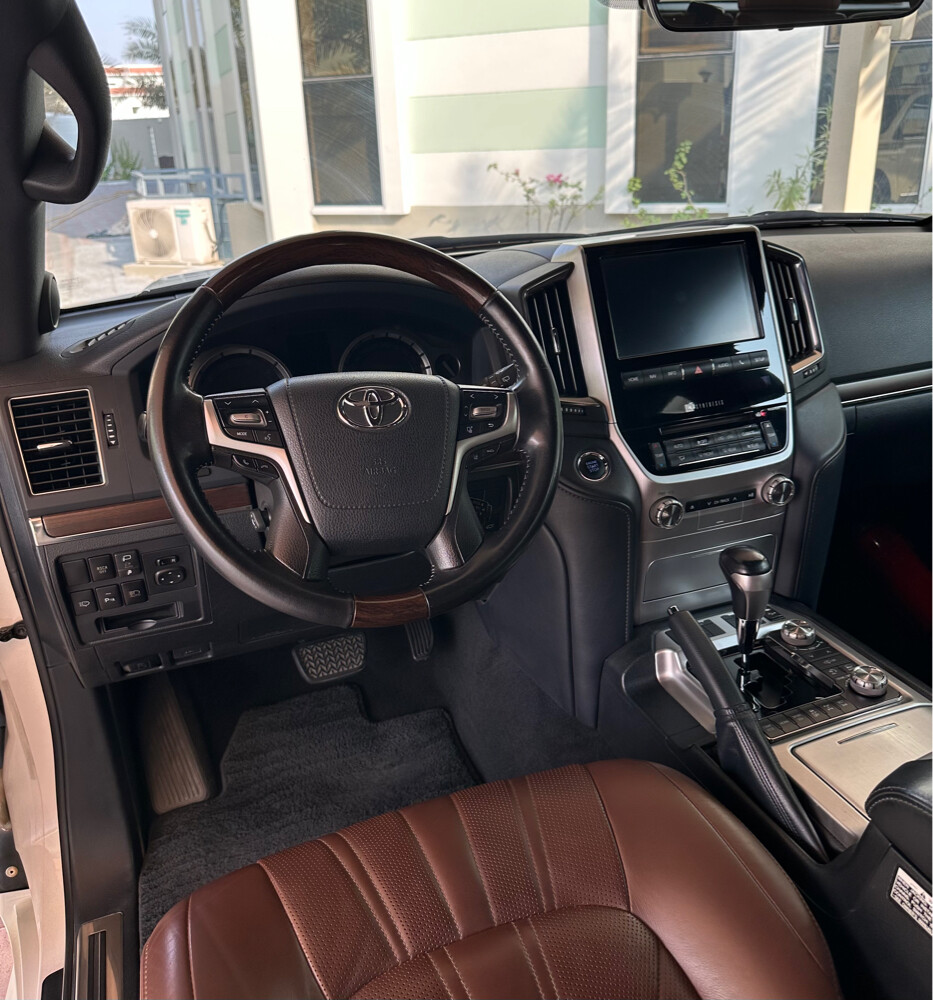 Toyota Land Cruiser VXS 2019 - 5