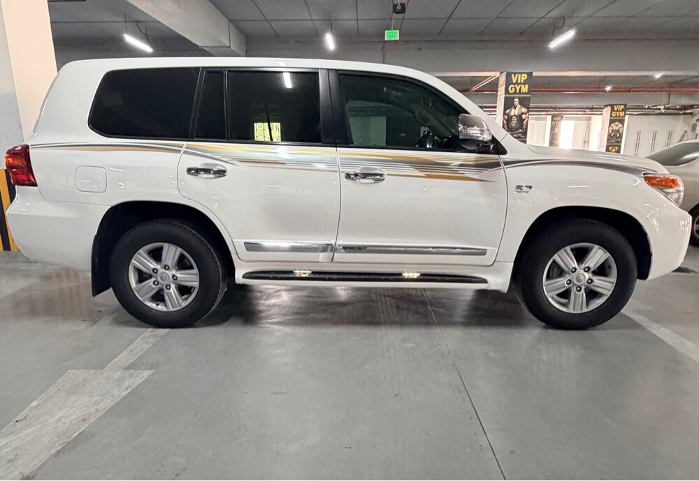2014 Toyota Land Cruiser VXR - 4