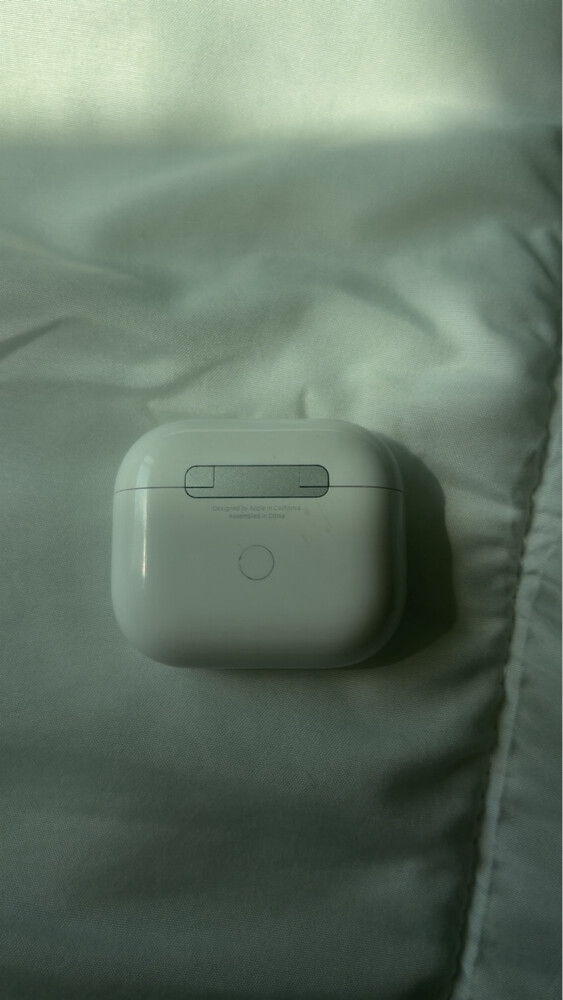 Original Apple AirPods (3rd Gen) – - 3