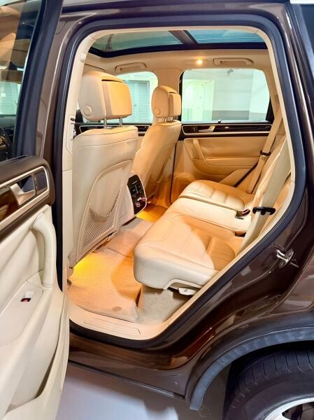 Volkswagen Touareg Highline Plus - 11