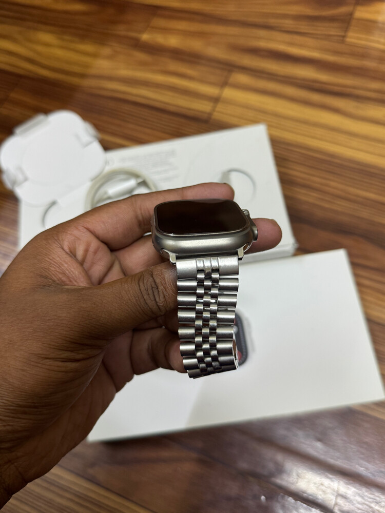 Apple Watch Ultra 2 49mm - 4