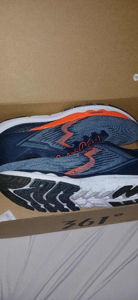 sport shoes for men - 1