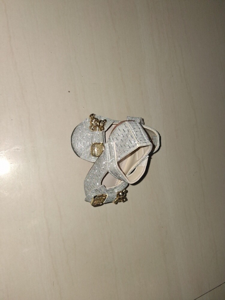 لا يوجد اسم - 3