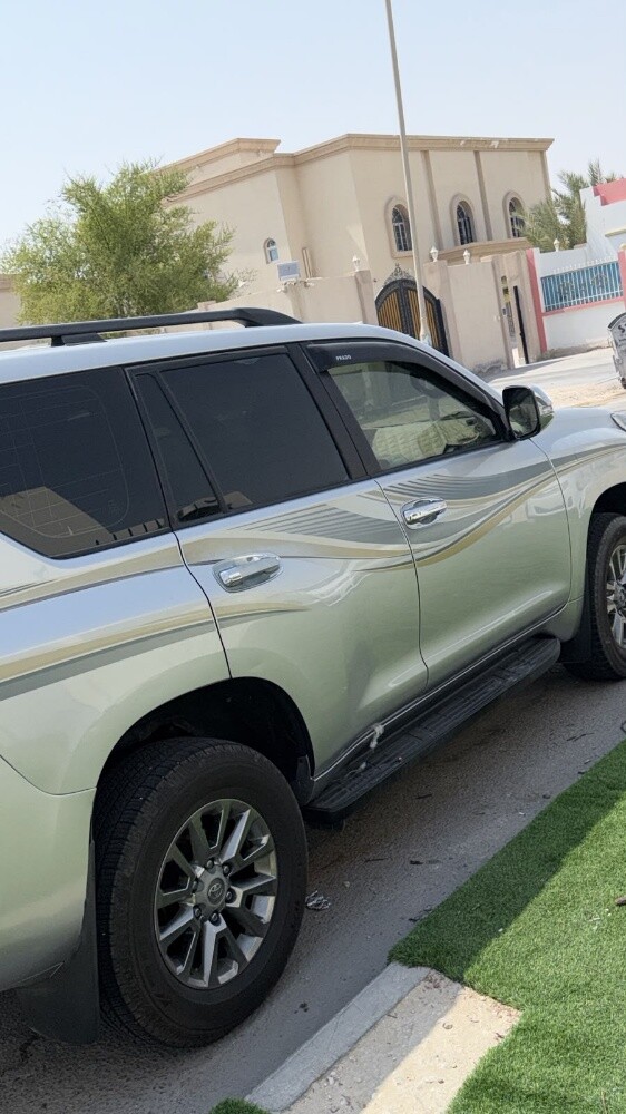 Toyota land Cruiser Prado - 3