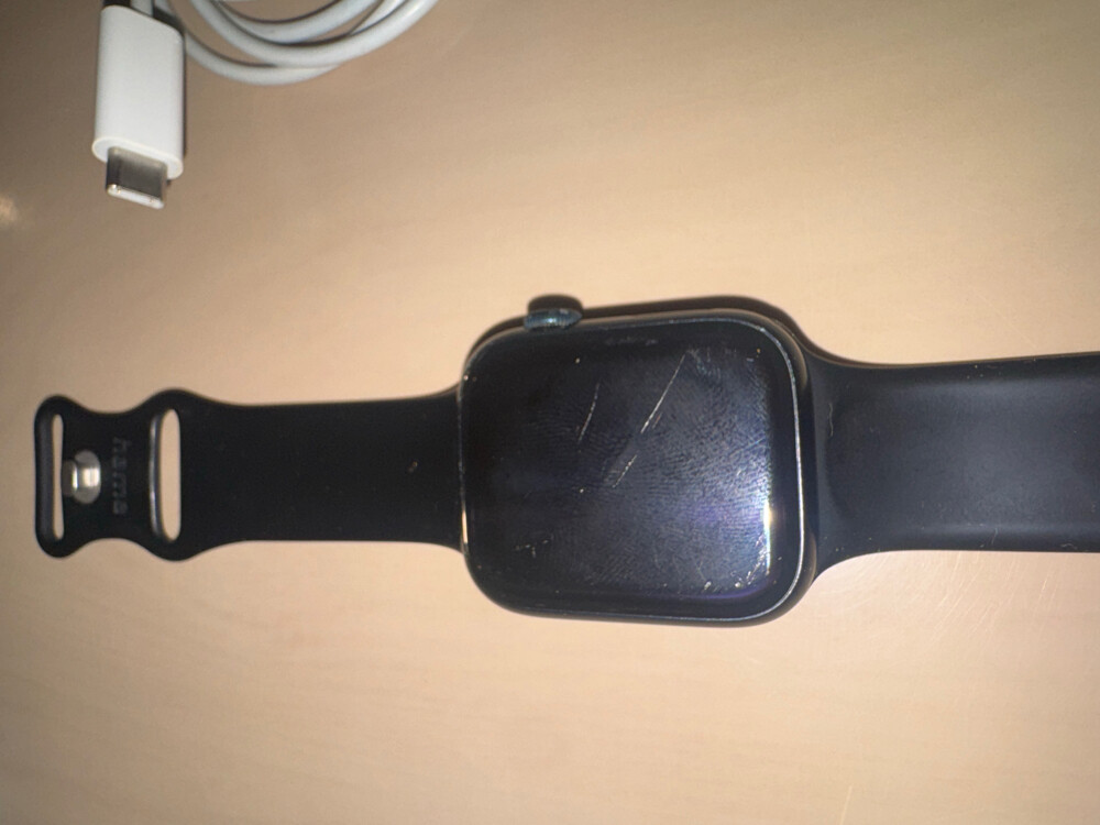 Apple Watch 7 - 45mm GPS + Cellular - 3