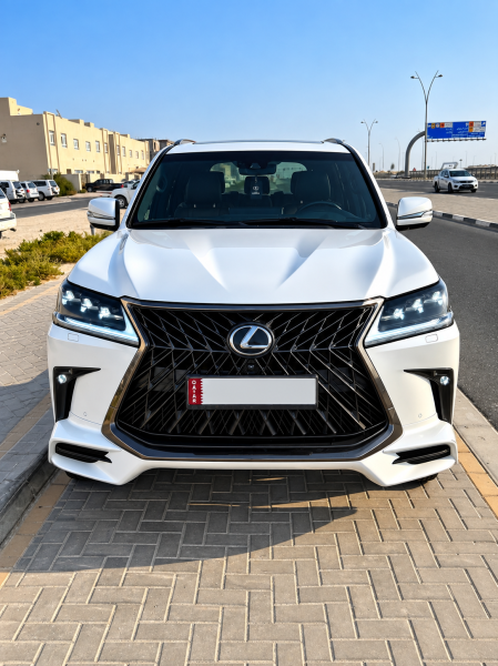 Lexus LX 570 S Black Edition 2019 - 6