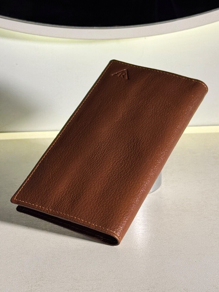 Leather bags and wallets - 3