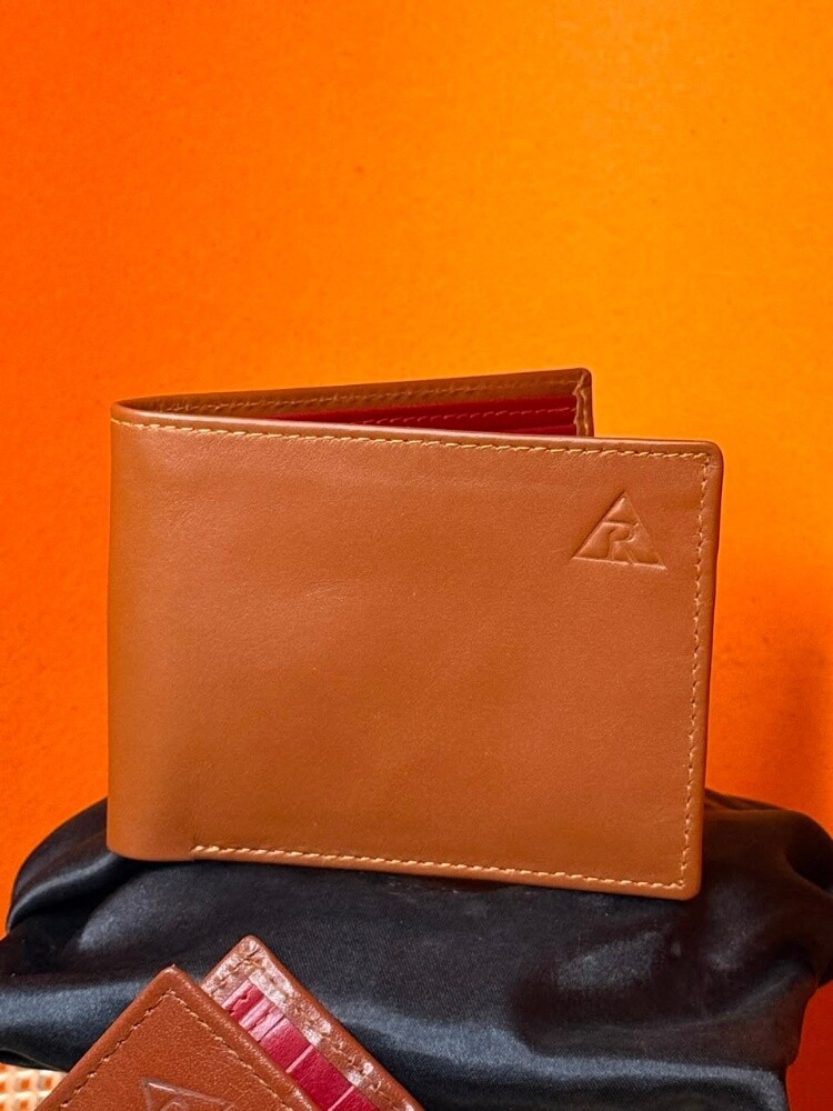 Leather bags and wallets - 9