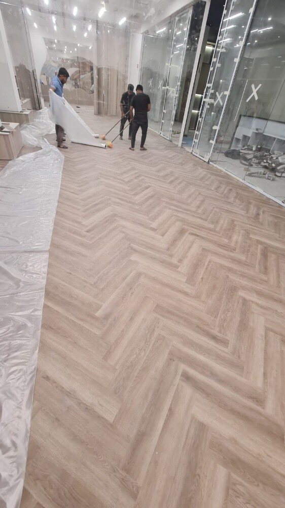 Flooring Herringbone Spc - 7