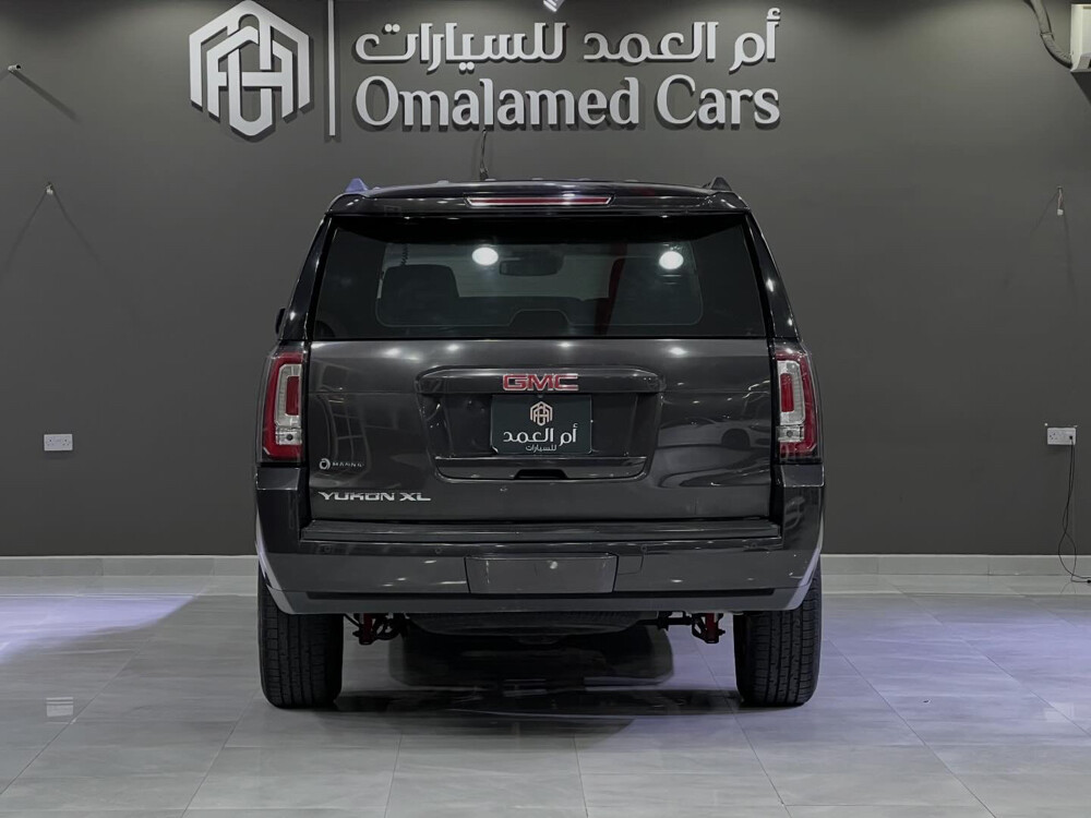 GMC YOUKN-XL - 5