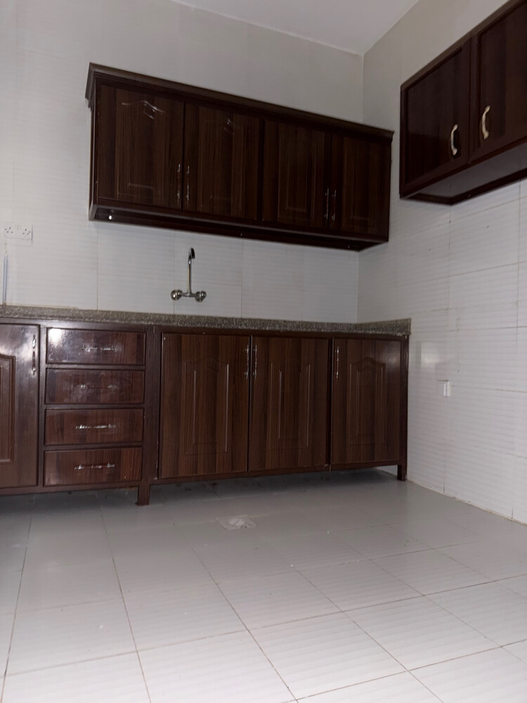 family 3 BHK apartment In Wakra - 3