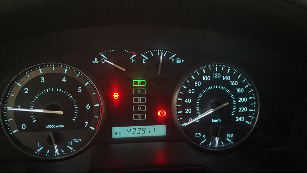 land cruiser gx 2010  - 17