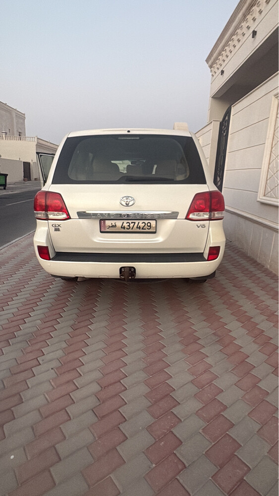 land cruiser gx 2010  - 2