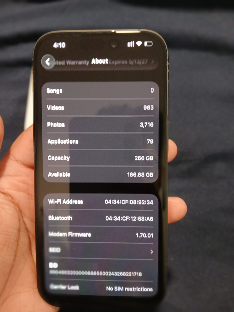 iPhone 17 - 256GB | Mint Condition - 9