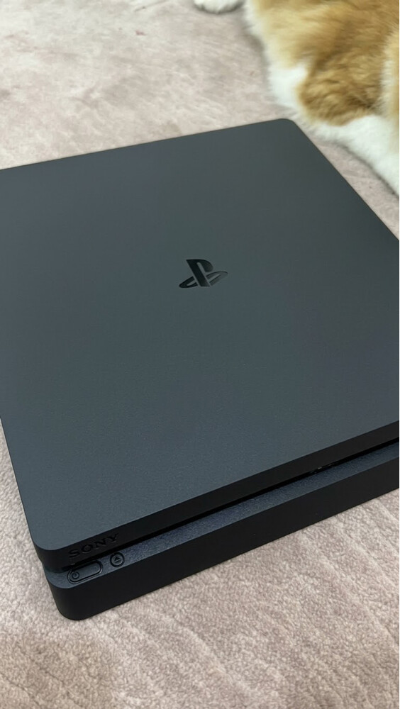 ps4 slim - 2