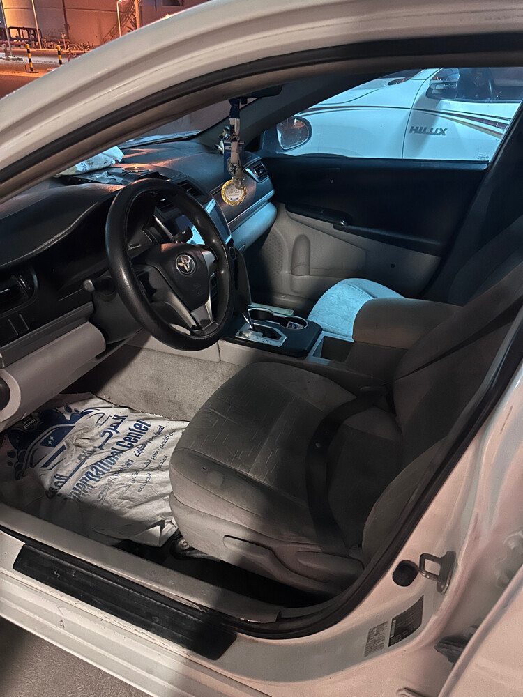 Toyota Camry  - 9