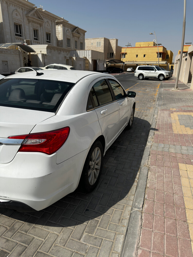 كرايسلر ٢٠٠  - 3