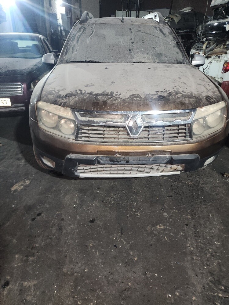 Renault duster all parts available - 2