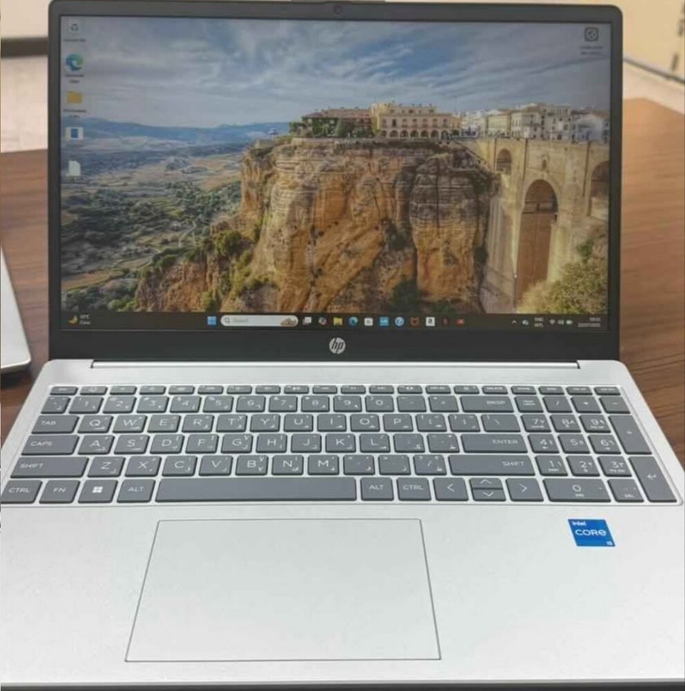 HP BRAND NEW LAPTOP - 2