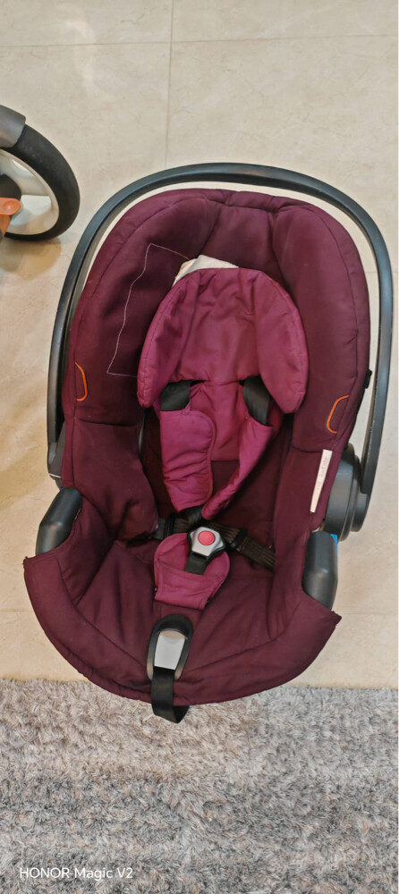 very good condition stokk stroller  - 3