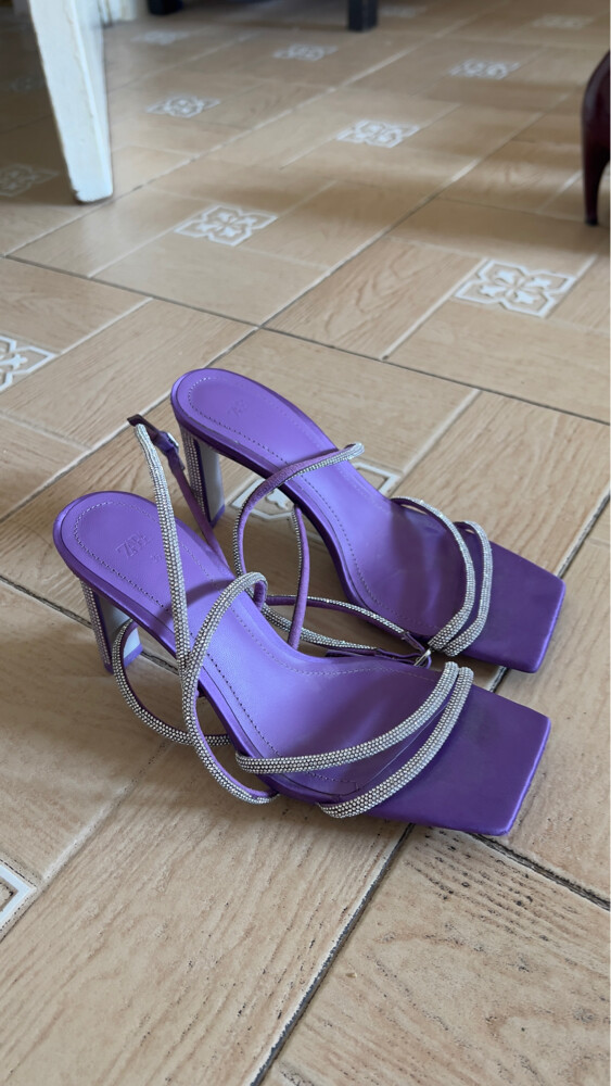 DESIGNER HEELS FOR SALE - 2