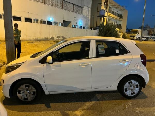 Kia picanto 2022 sale urgently - 4