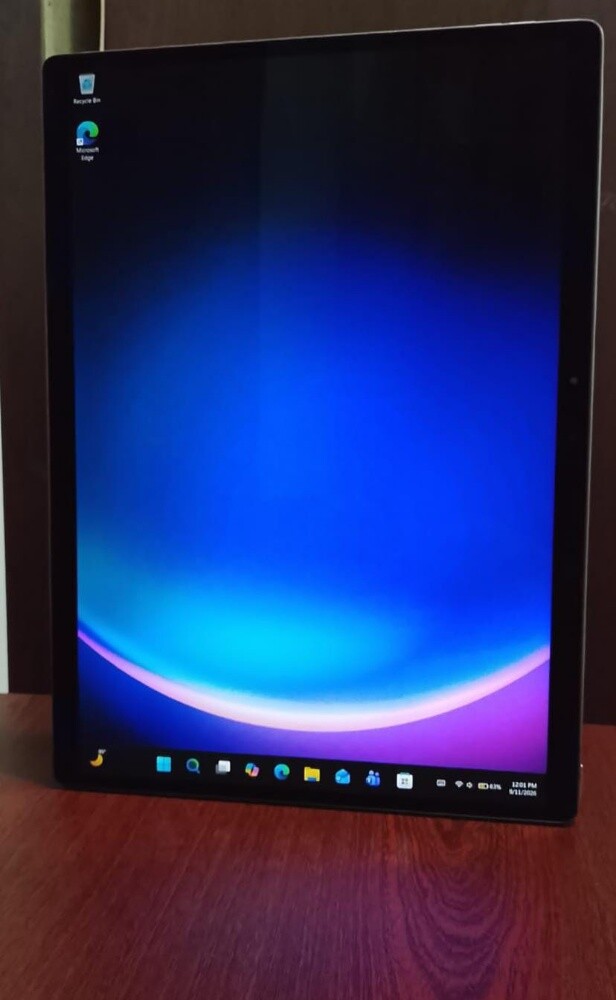 Dell i5 11th EVO, 8gb,256gb,4gb GPU - 4