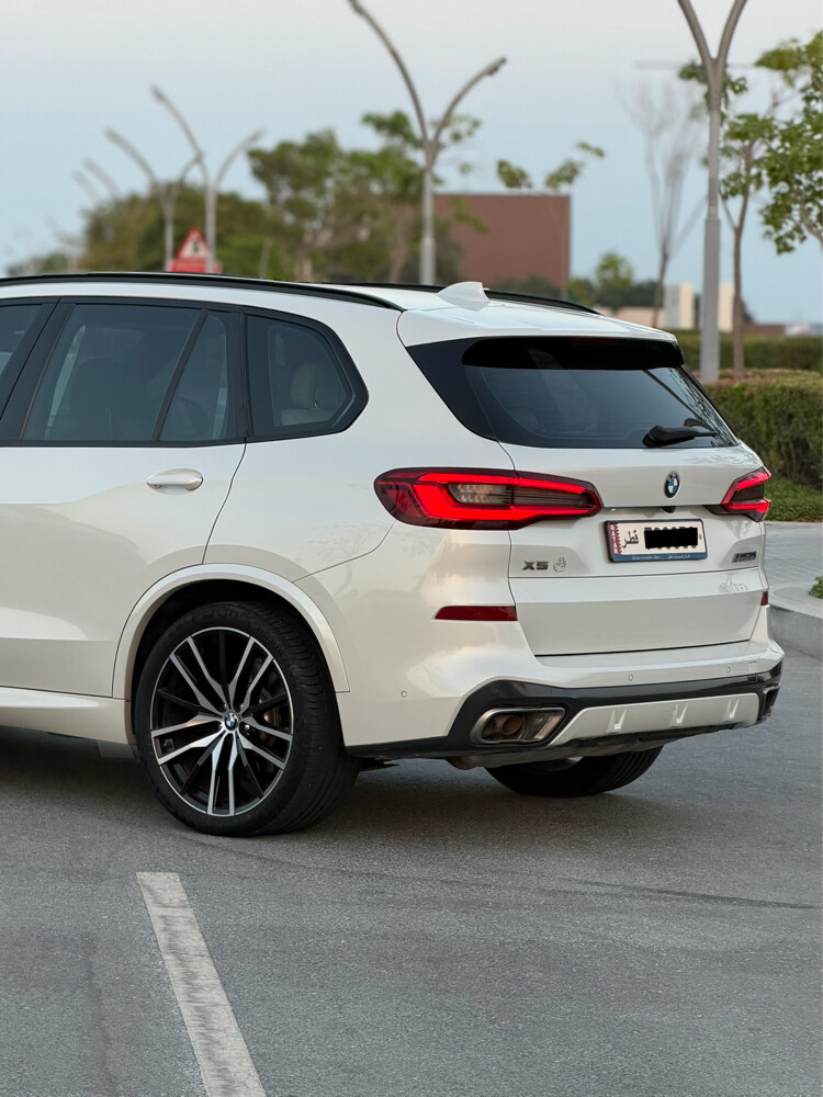 BMW X5 5I 2020 V8 - 3