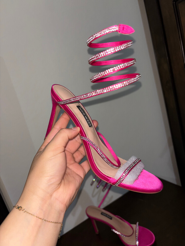 NEW Nine West Pink Rhinestone Heels - 5