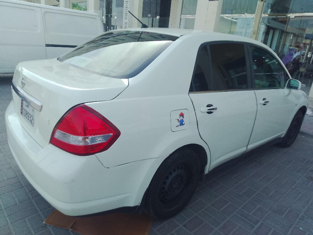 Nissan tida model 2008 - 3